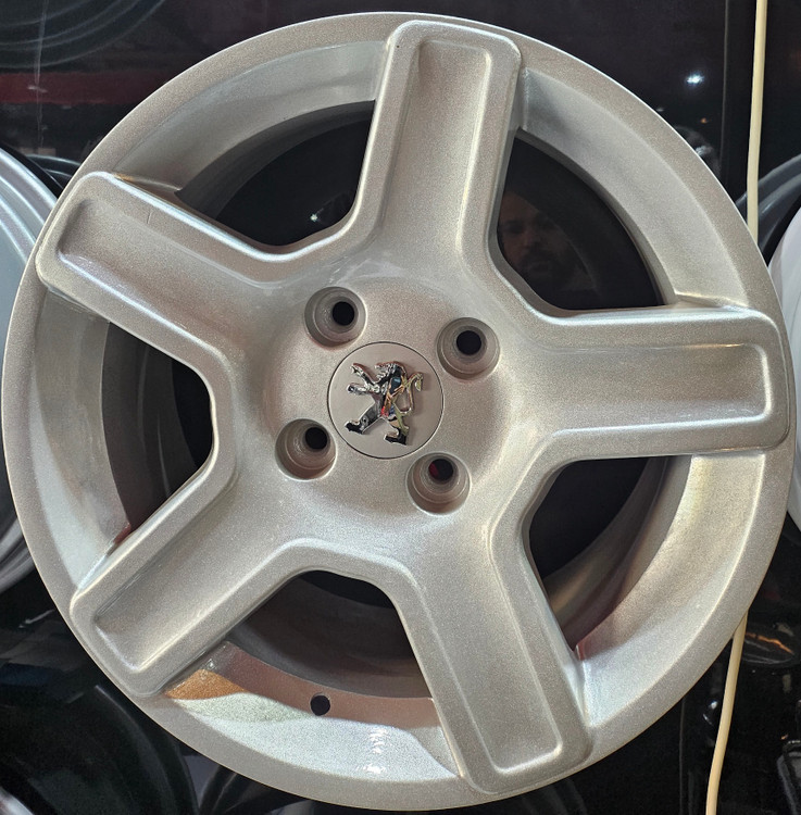 رینگ فابریک سایز ۱۵ نقرهای چلنجر