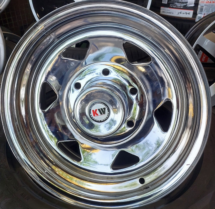 رینگ اسپرت سایز ۱۴ ۶ پیچ (۱۵×۶.۵) کروم مزدا وانت