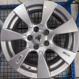 رینگ فابریک سایز ۱۶ نقرهای دنا پلاس توربو (۵ پیچ) مدل ۷ پره