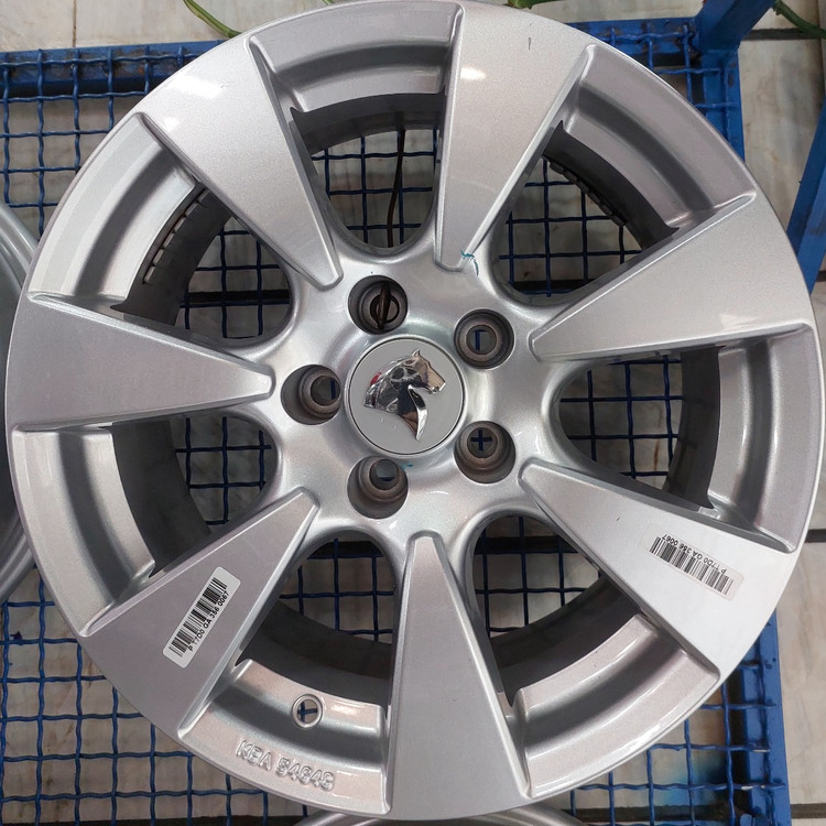 رینگ فابریک سایز ۱۶ نقرهای دنا پلاس توربو (۵ پیچ) مدل ۷ پره