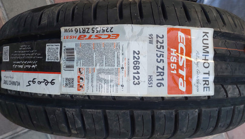 لاستیک کومهو کره سایز ۲۲۵,55,16 گل HS51