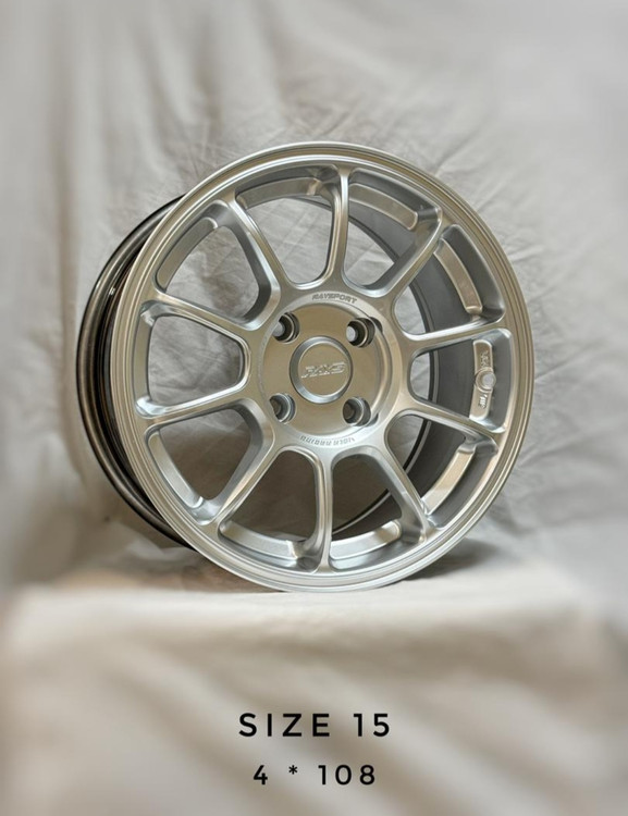 رینگ اسپرت سایز ۱۵ (۴×۱۰۸) نقرهای RAYS