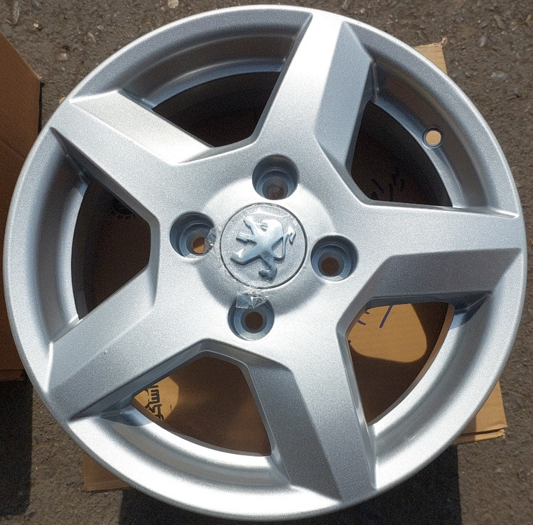 رینگ فابریک سایز ۱۴ مدل شمشیری نقرهای (۲۰۷) نیریز