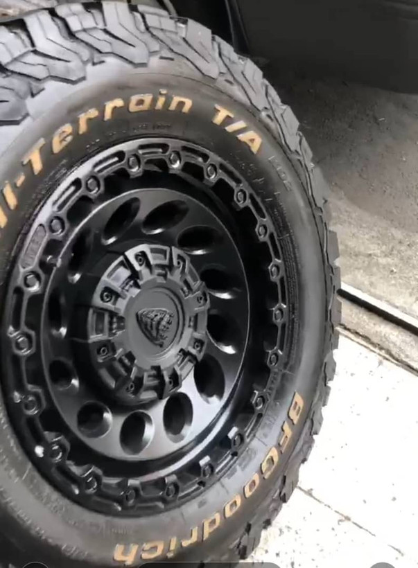 لاستیک سایز 17"-70-265 BFGoodrich A/T