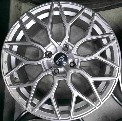 رینگ اسپرت سایز ۱۷ (۱۰۸×۴) نقرهای BBS