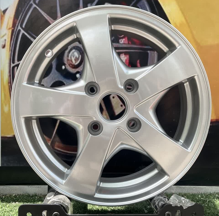 رینگ فابریک MVM 550 نقرهای