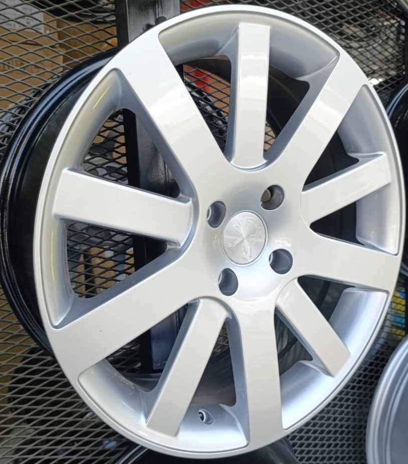 رینگ اسپرت سایز ۱۷ (۱۰۸×۴) مدل هاکنهایم نقره ای