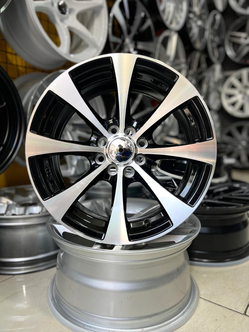 رینگ اسپرت سایز ۱۵ ×۷ (۱۰۸-۱۰۰×۸) رخ مشکی