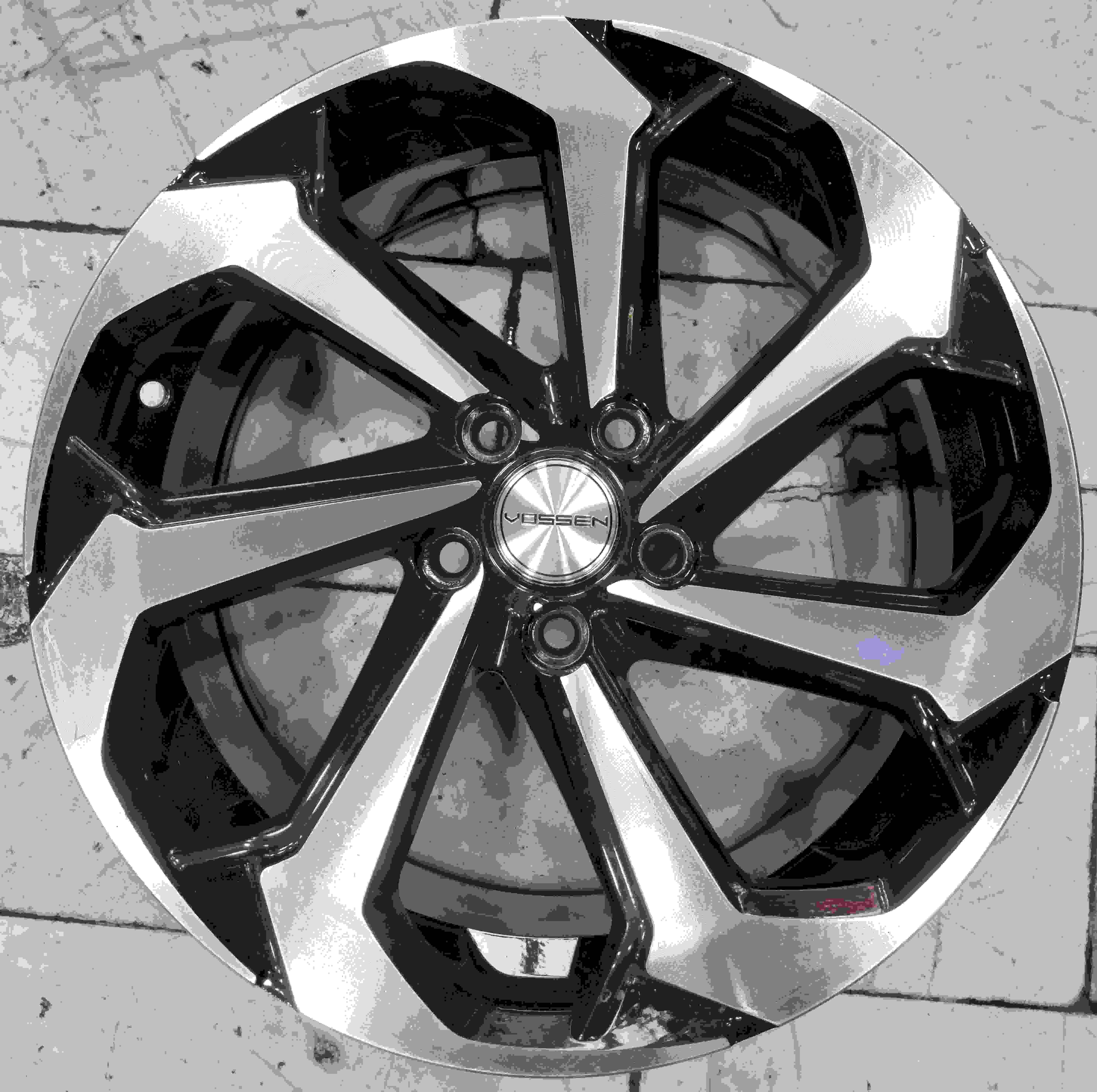 رینگ اسپرت سایز 16 در 7 مدل ووسن مناسب دنا و X22