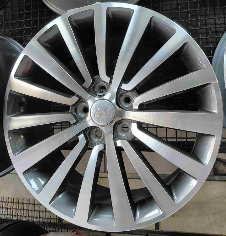 رینگ فابریک سایز ۱۸×۷.۵ (۱۱۴×۵) رخ دودی هیوندایی سوناتا YF