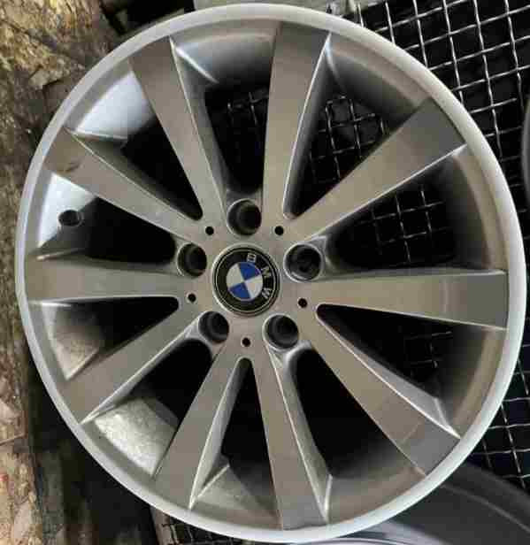 رینگ فابریک سایز ۱۷×۸ (5x1۲۰) BMW دودی